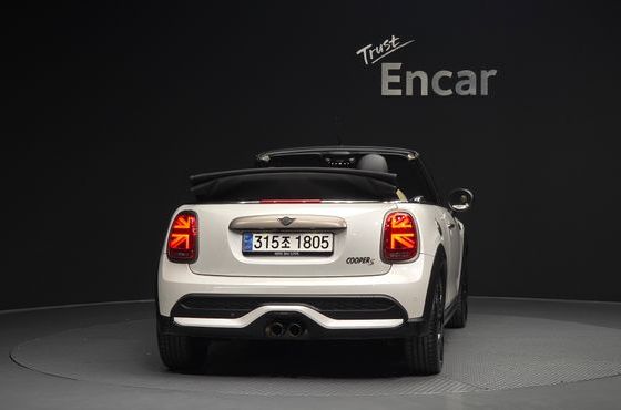 Mini Cooper Convertible Resolute Edition 3rd Gen — пробег 65 421 км — фото 4 из 5