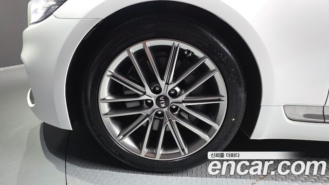 Kia K9 из Кореи Encar