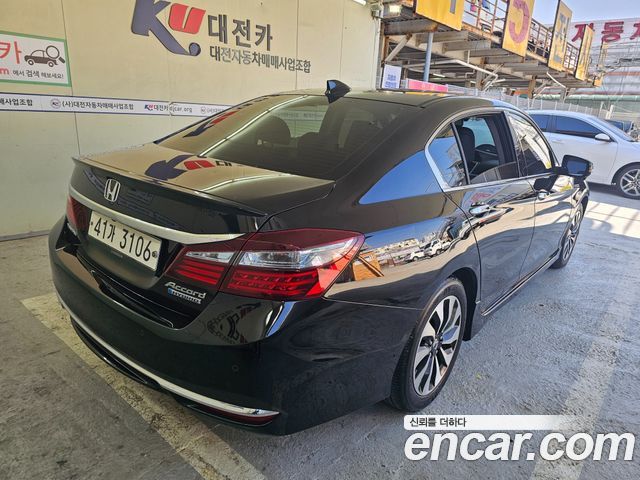 Honda Accord 2.0 Hybrid 9th — пробег 127 875 км — фото 5 из 5
