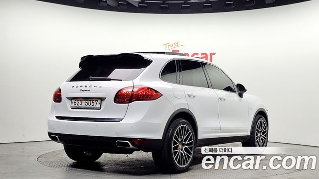 Porsche Cayenne 3.0 Diesel 958 — пробег 98 044 км — фото 2 из 5