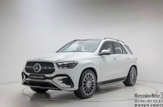 Mercedes-Benz GLE-Class GLE450 4MATIC — пробег 3 949 км — фото 1 из 5