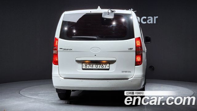 Hyundai Starex Van 3-Seater Smart — пробег 260 532 км — фото 4 из 5