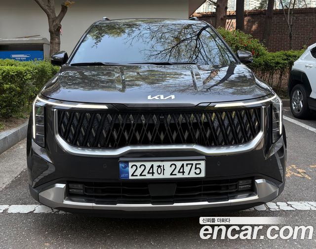 Kia Carnival HEV 9seater Nobless — пробег 5 468 км — фото 1 из 5