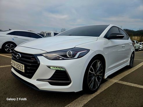 Hyundai AVANTE 1.6 Turbo Sport — пробег 143 000 км — фото 3 из 5