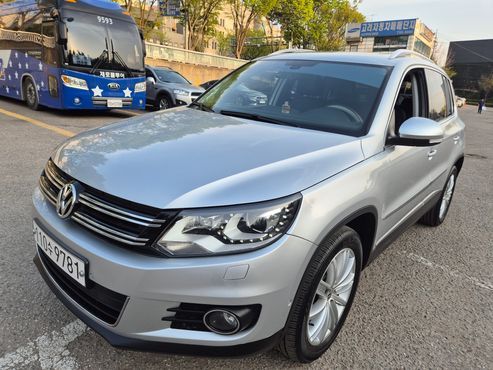 Volkswagen Tiguan 2.0 TDI Premium 5N — пробег 77 000 км — фото 3 из 5