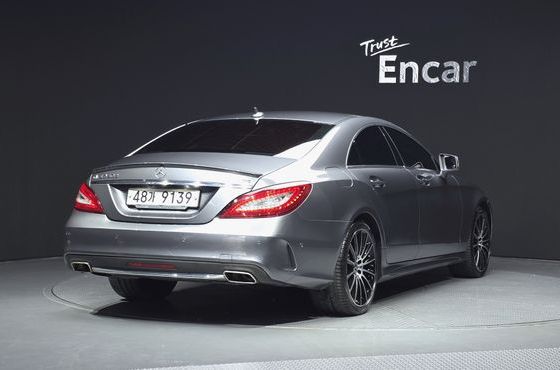 Mercedes-Benz CLS-Class CLS250 d 4MATIC AMG Line — пробег 37 446 км — фото 2 из 5
