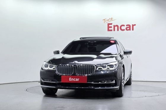 BMW 7-Series 750Li xDrive Premium — пробег 54 426 км — фото 3 из 5
