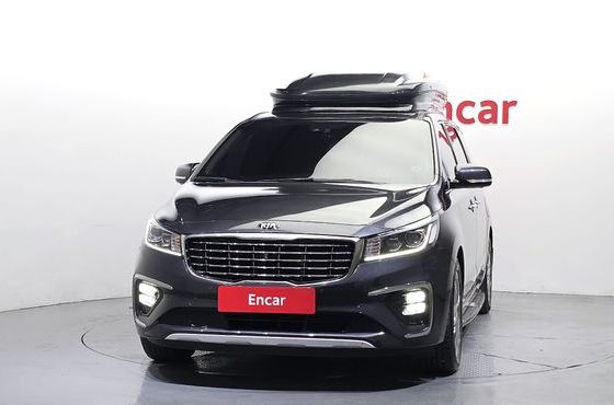 Kia Carnival 9-Seater Noblesse Special — пробег 96 329 км — фото 3 из 5