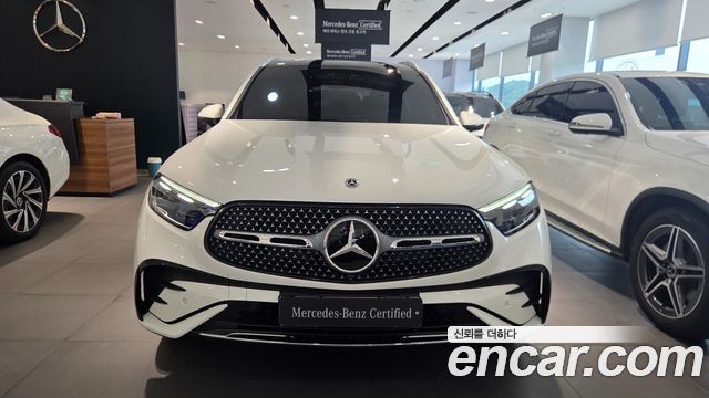 Mercedes-Benz GLC-Class GLC300 4MATIC AMG Line — пробег 9 650 км — фото 2 из 5
