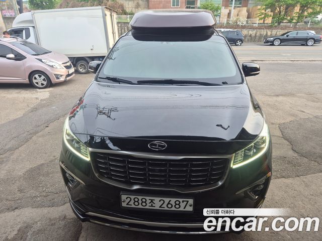 Kia Carnival Gasoline 7-Seater Hi-Limousine (Special) — пробег 100 000 км — фото 3 из 5
