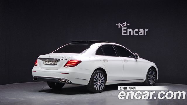 Mercedes-Benz E-Class из Кореи Encar