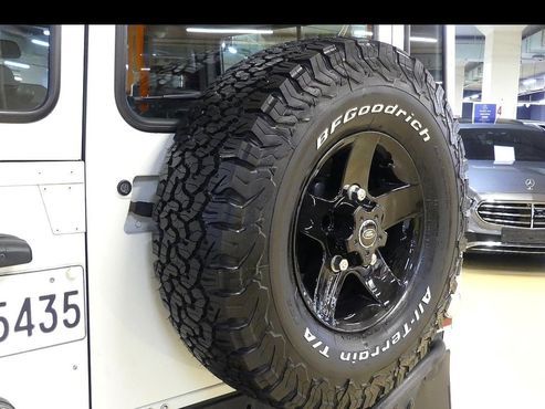 Land Rover Defender 90 — пробег 70 103 км — фото 4 из 5