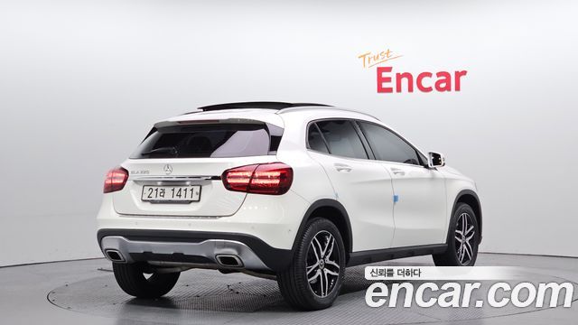 Mercedes-Benz GLA-Class из Кореи Encar