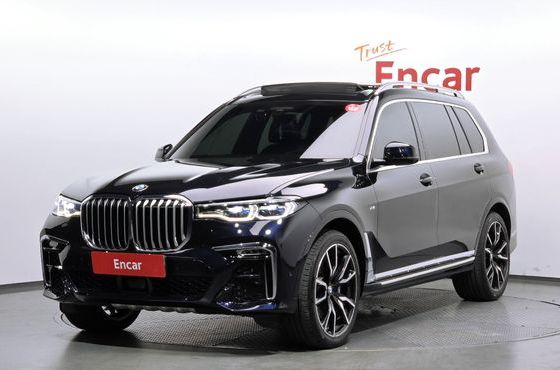 BMW X7 xDrive 40d M Sport 6STR — пробег 72 837 км — фото 1 из 5