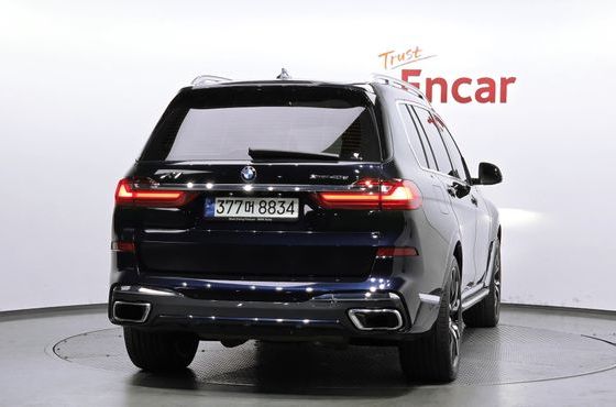 BMW X7 xDrive 40d M Sport 6STR — пробег 72 837 км — фото 4 из 5