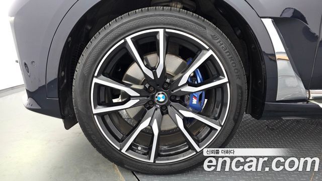 BMW X7 xDrive 40d M Sport 6STR — пробег 72 837 км — фото 5 из 5