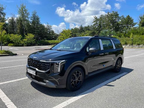 Kia Carnival 9-Seater Gravity — пробег 53 км — фото 1 из 5