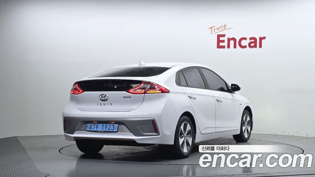 Hyundai Ioniq N — пробег 74 551 км — фото 2 из 5