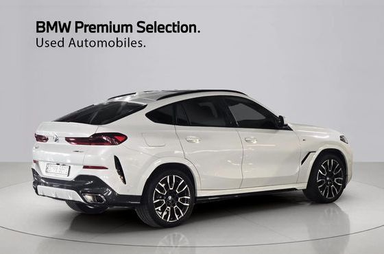 BMW X6 xDrive40i M Sport — пробег 29 750 км — фото 2 из 5