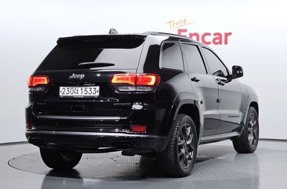 Jeep Cherokee 3.6 Limited-X WK2 — пробег 180 409 км — фото 2 из 5