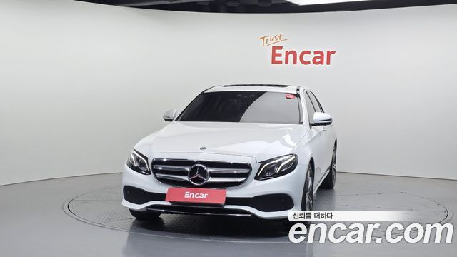 Mercedes-Benz E-Class E300 4MATIC Avnatgarde — пробег 86 951 км — фото 3 из 5