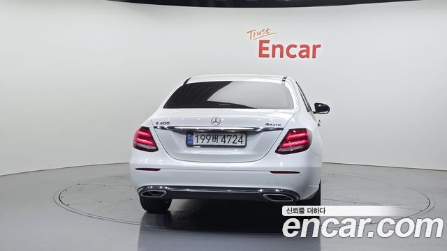 Mercedes-Benz E-Class E300 4MATIC Avnatgarde — пробег 86 951 км — фото 4 из 5