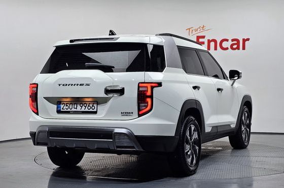 Ssangyong Torres HEV 1.5 2WD T7 — пробег 24 350 км — фото 2 из 5