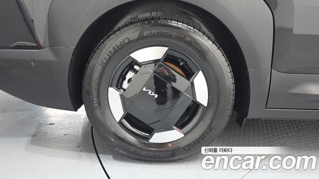 Kia PV5 из Кореи Encar