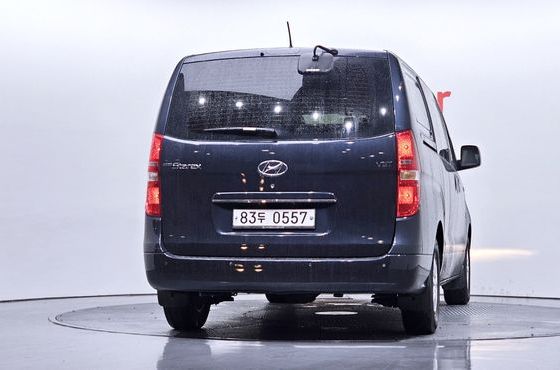 Hyundai Starex Van 5-Seater Smart — пробег 119 359 км — фото 4 из 5