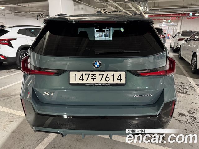 BMW X1 xDrive 20i M Sport — пробег 4 115 км — фото 4 из 5