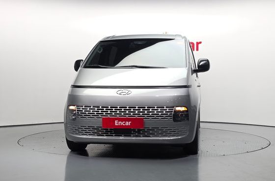 Hyundai Staria Cargo 5-Seater Smart — пробег 69 000 км — фото 3 из 5