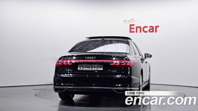 Audi A8 55 TFSI Quattro LWB — пробег 125 984 км — фото 4 из 5