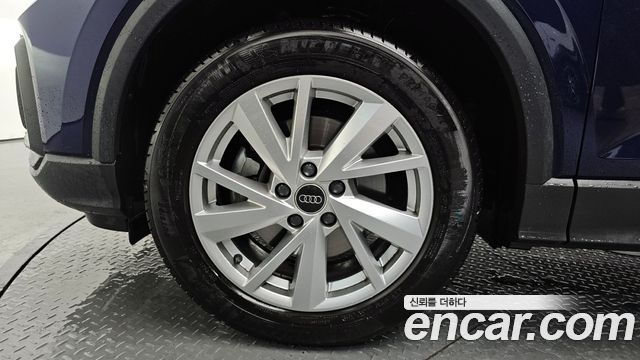 Audi Q2 из Кореи Encar