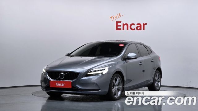 Volvo V40 из Кореи Encar