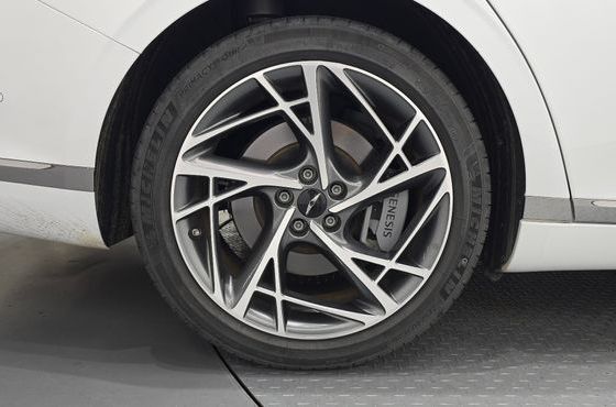 Genesis G90 Gasoline 3.5 Turbo AWD — пробег 26 200 км — фото 5 из 5