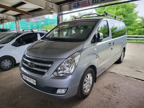 Hyundai Starex 11-Seater Wagon Smart — пробег 120 904 км — фото 2 из 5