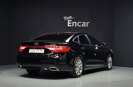 Hyundai Grandeur HG300 Exclusive Special — пробег 125 564 км — фото 2 из 5