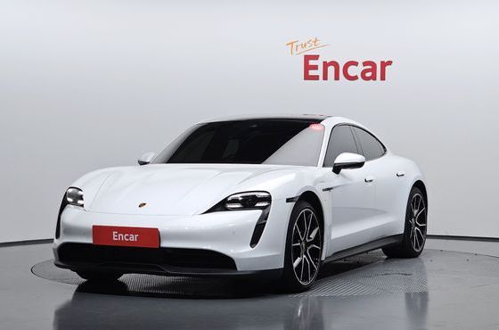 Porsche Taycan Base — пробег 41 370 км — фото 1 из 5