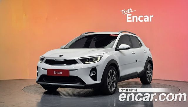 Kia Stonic из Кореи Encar