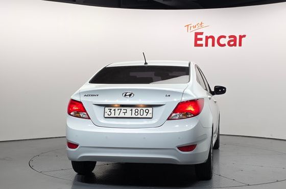 Hyundai Accent 1.4 VVT Smart Special — пробег 88 673 км — фото 4 из 5