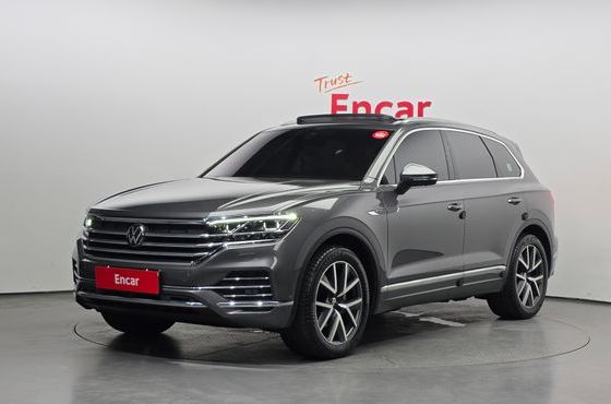 Volkswagen Touareg 3.0 TDI Prestige — пробег 51 716 км — фото 1 из 5