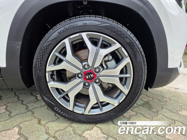 Kia Seltos из Кореи Encar