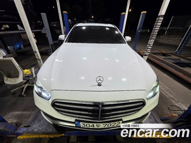 Mercedes-Benz E-Class из Кореи Encar