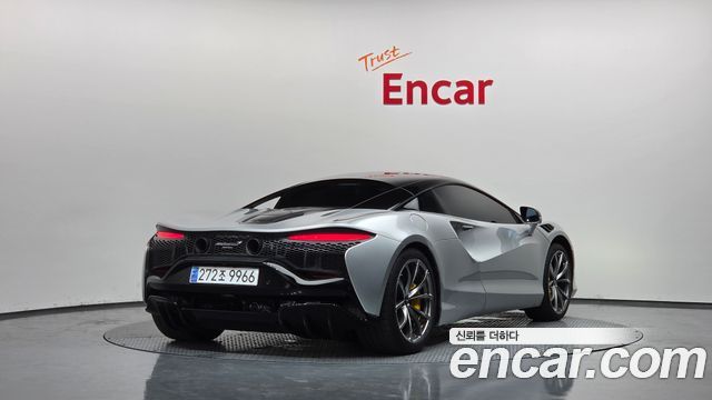 Mclaren Artura из Кореи Encar