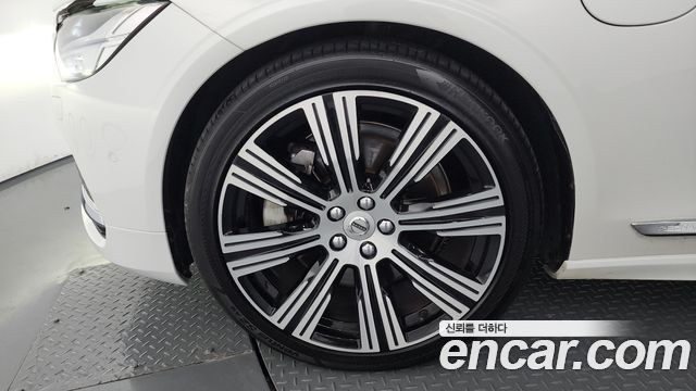 Volvo S90 из Кореи Encar
