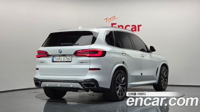 BMW X5 xDrive 30d M Sport — пробег 122 524 км — фото 2 из 5
