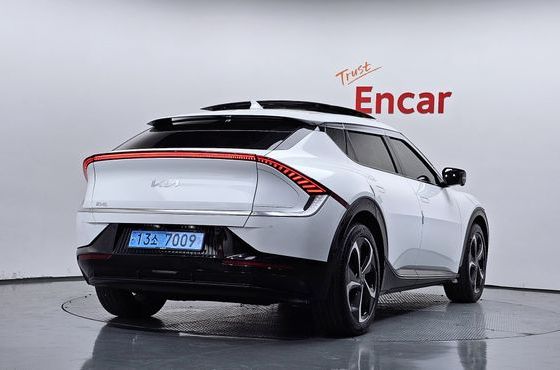 Kia EV6 Long Range Earth — пробег 17 327 км — фото 2 из 5