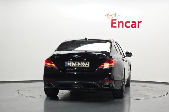 Genesis G70 3.3T Sport Elite — пробег 79 035 км — фото 4 из 5