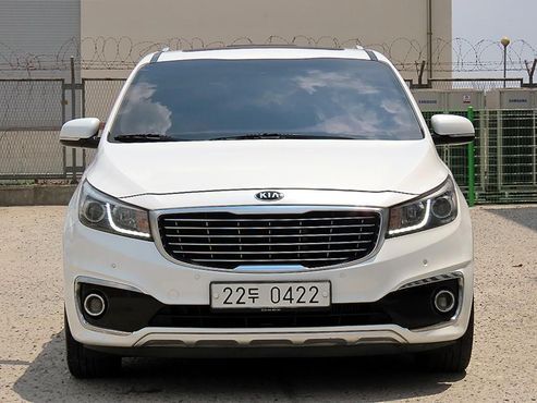 Kia Carnival 9-seater Prestige — пробег 270 015 км — фото 1 из 5
