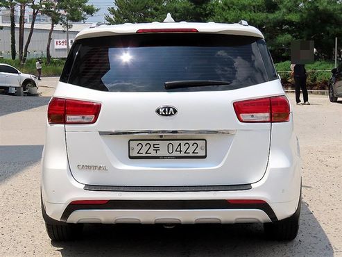 Kia Carnival 9-seater Prestige — пробег 270 015 км — фото 4 из 5